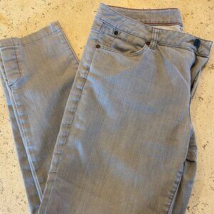 Talbots Women's Gray Signature Ankle Jeans Mid-Rise Button Detail Size 12/31